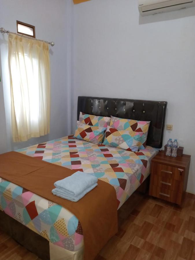 Juda Homestay Banyuwangi  Eksteriør bilde