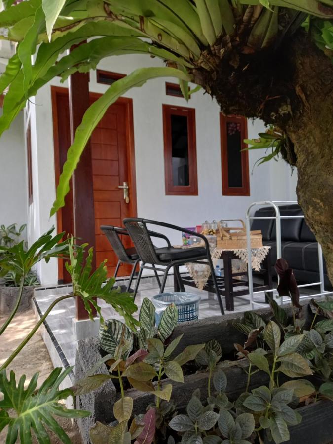 Juda Homestay Banyuwangi  Eksteriør bilde